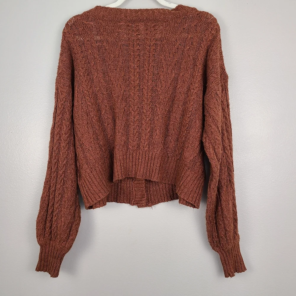 American Eagle Cropped Warm Brown Knit Tortoise Shell Button Up Cardigan Sweater